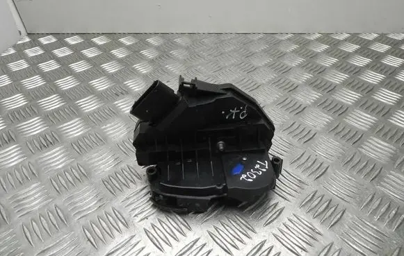 Ford C-MAX II Front door lock AM5AU21813AB T2302