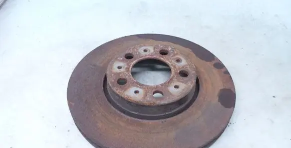 Volvo V70 Front brake disc
