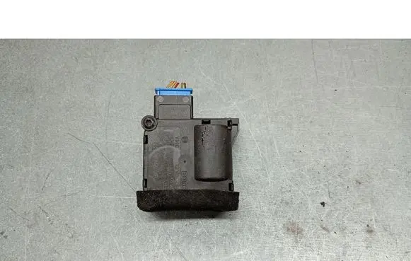 Coolant heater control valve