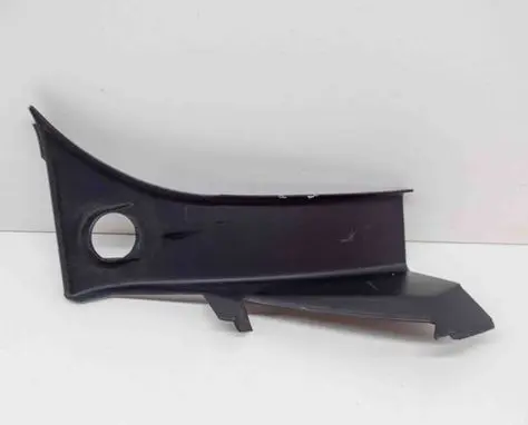 Tesla Model S Rear/tail light trim molding 100667500G