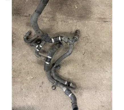 Volkswagen Transporter - Caravelle T6 Engine coolant pipe/hose 7E0122101K 15291101S