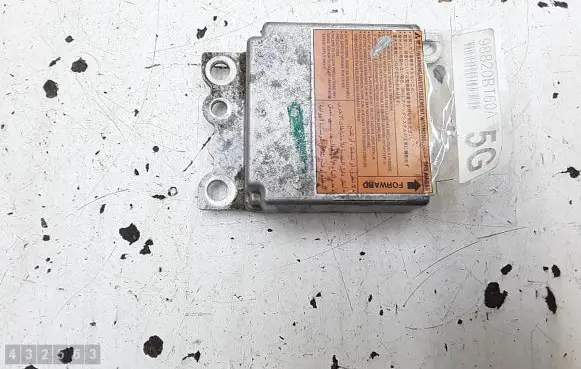 Nissan Qashqai+2 Airbag control unit/module 98820bt60a