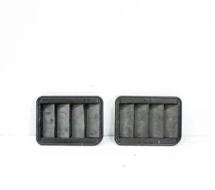 BMW 2 F22 F23 Quarter panel pressure vent 9201647