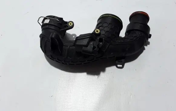 Volvo XC90 Intercooler hose/pipe 31657727