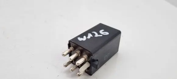 Mercedes-Benz S W126 Other relay 0008210863
