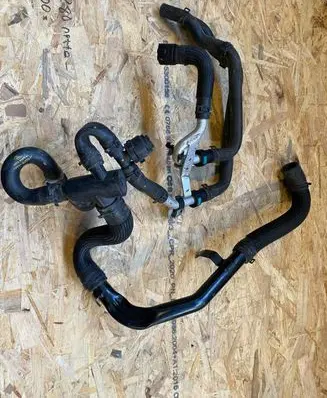 Jaguar F-Pace Engine coolant pipe/hose G4D35H370AA G4D3-5H370-AA