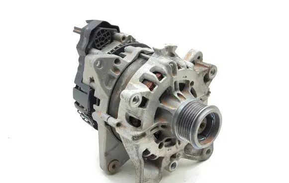 Nissan Qashqai J12 Generator/alternator 2310A1749R 2740571B 1ST50S064
