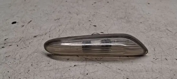 BMW 5 E60 E61 Front fender indicator light A049189