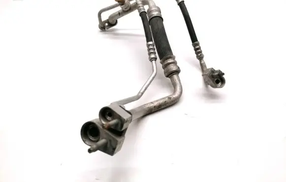 Tesla Model X Air conditioning (A/C) pipe/hose 1054664-00-E