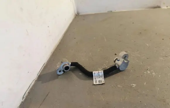 Audi Q5 SQ5 Air conditioning (A/C) pipe/hose 80C816744