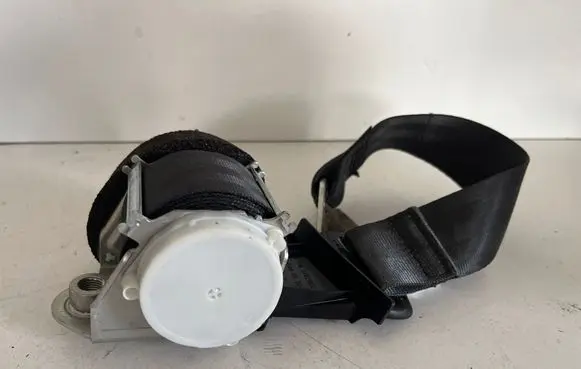 Volkswagen Tiguan Rear seatbelt 5N0857805