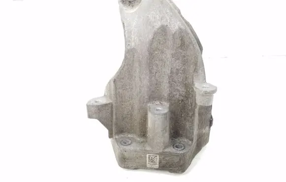 Mercedes-Benz E C207 W207 Engine mounting bracket A6512230004