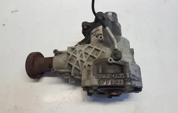 Land Rover Discovery 5 Gearbox transfer box case EJ32-7L486-AC