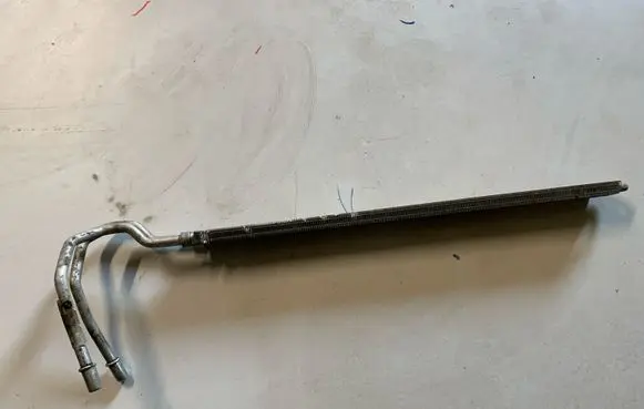 BMW 5 E60 E61 Power steering radiator 7787447