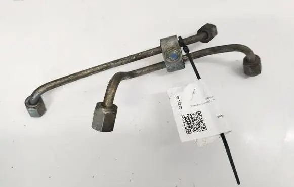 Toyota Avensis T270 Fuel line pipe 
