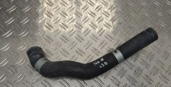 Toyota Yaris Engine coolant pipe/hose
