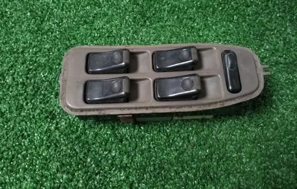 Mazda 626 Electric window control switch HG3066350
