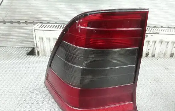 Mercedes-Benz C W202 Rear/tail lights