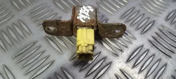 Mitsubishi Pajero Airbag deployment crash/impact sensor MR409363