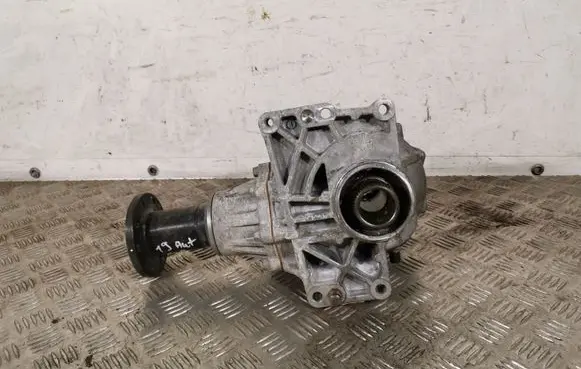 Hyundai Santa Fe Gearbox transfer box case 473004G130 TG13V1804 TG1322130