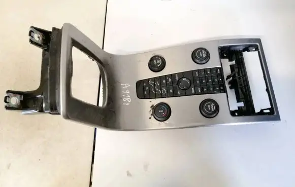 Volvo V50 Screen/display/small screen 30672565