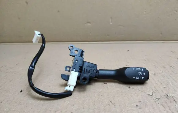 Toyota Sienna XL30 III Cruise control stalk 18A227