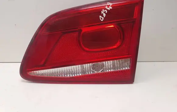 Volkswagen PASSAT B7 Tailgate rear/tail lights 3AE945094J