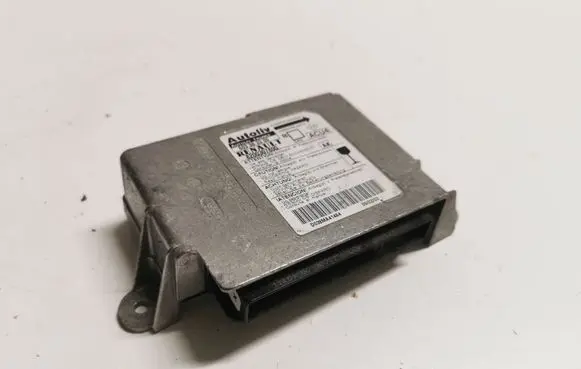 Renault Megane II Airbag control unit/module 8200307800