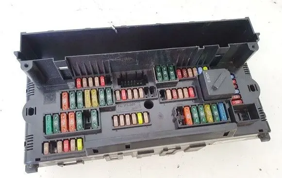 BMW 5 F10 F11 Fuse box set 923442101