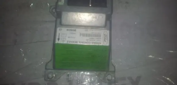 Ford Focus Airbag control unit/module YS4T14B056BA 68HC912BE32