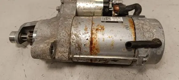 Volkswagen Touareg III Starter motor 057911024 4380001082