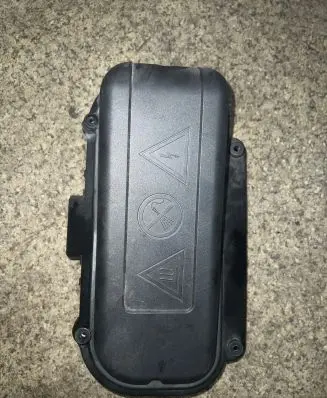 BMW 5 F10 F11 Fuse box cover 7555189 58650910
