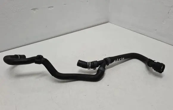 Volkswagen Golf VII Engine coolant pipe/hose 5Q0122073AN