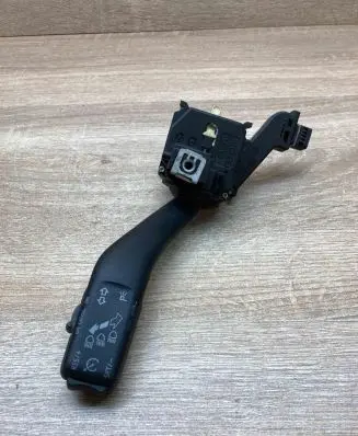 Volkswagen Golf Plus Indicator stalk 1K0953513G 01103512