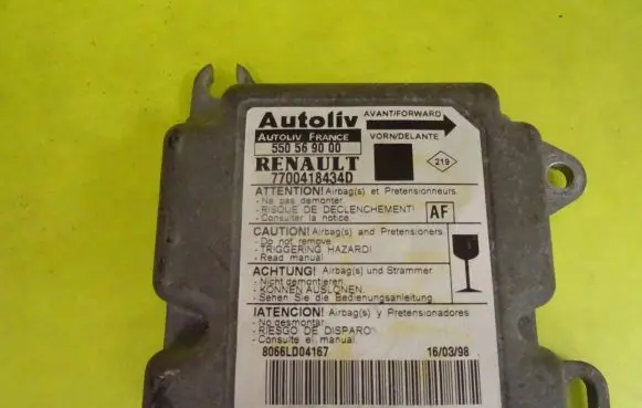 Renault Scenic I Airbag control unit/module 7700418434D 550569000