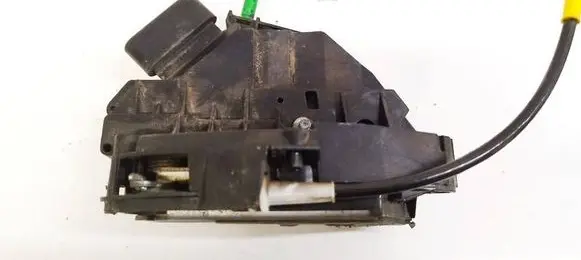 Ford Fiesta Rear door lock 8A6AA26413AE 8A6A-A26413-AE