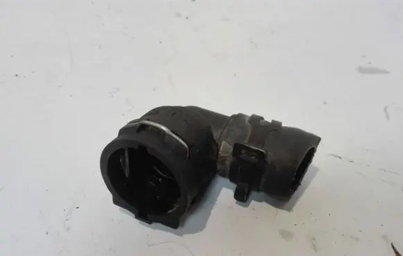 Audi A8 S8 D3 4E Engine coolant pipe/hose 1K0122291J