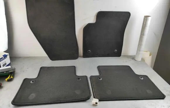 Volvo S40 Car floor mat set 30660214