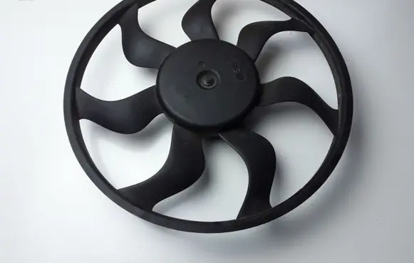 Nissan Micra K14 Radiator cooling fan shroud T18539B