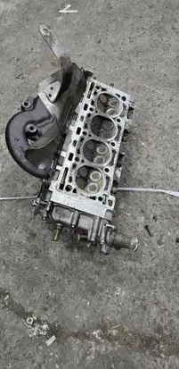 Renault Megane II Engine head 8200295888