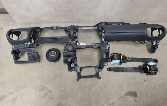 Toyota Yaris XP210 Dashboard 346DPPR 553020D341 10178A230250200