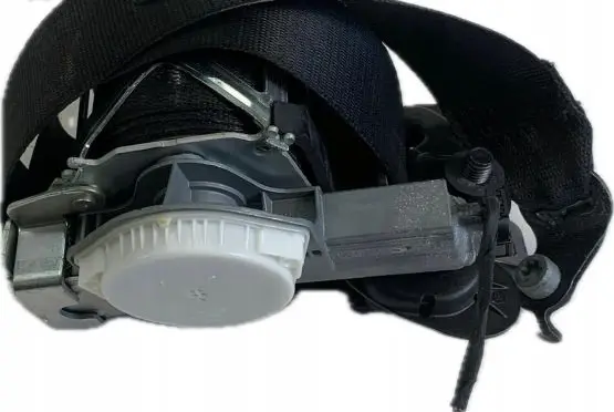 BMW 4 F32 F33 Front seatbelt 7272476