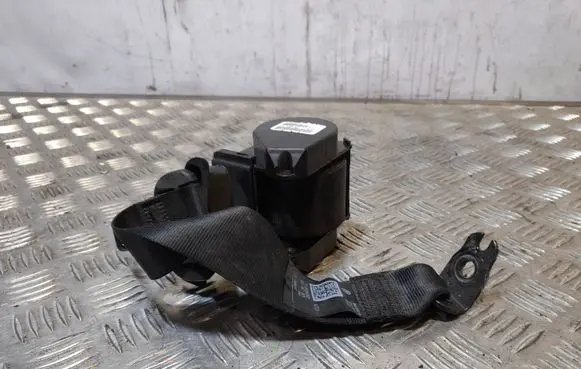 Volkswagen PASSAT B7 USA Rear seatbelt 561857805