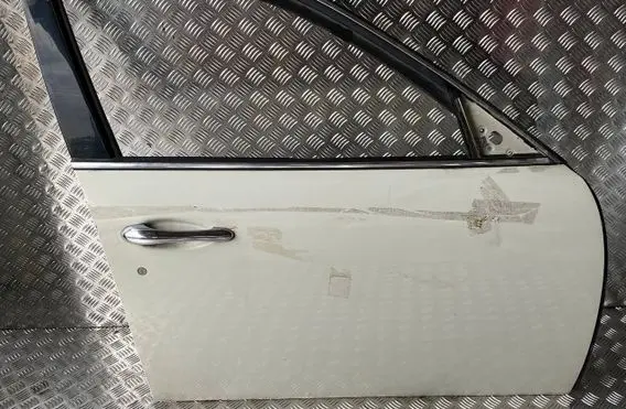 Maserati Quattroporte Front door