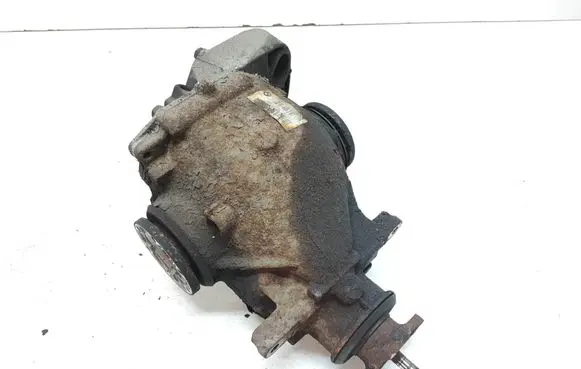 BMW 3 E90 E91 Rear differential 7572520