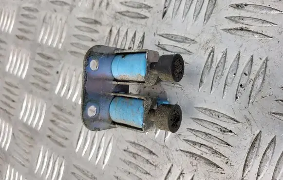 Suzuki Jimny Valve vacuum 
