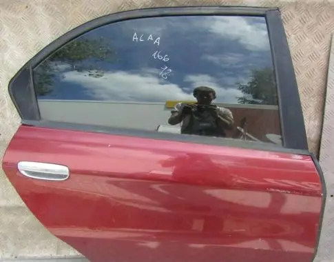 Alfa Romeo 166 Rear door