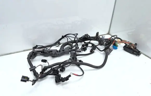 BMW 3 E92 E93 Engine installation wiring loom 8511683 8511682