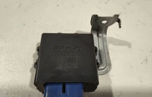 Toyota Hilux (N140, N150, N160, N170) Other control units/modules 8264212050 1617004240