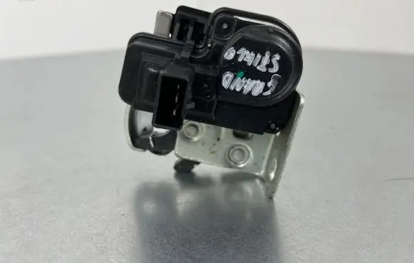 Jeep Grand Cherokee Tailgate window lock/catch/latch Y2C273025926 3025926